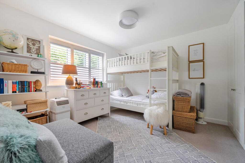 1328188-7-687fa8a...