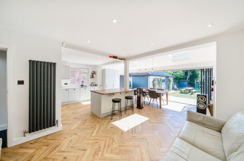 1315257-11-685fc9b81d853