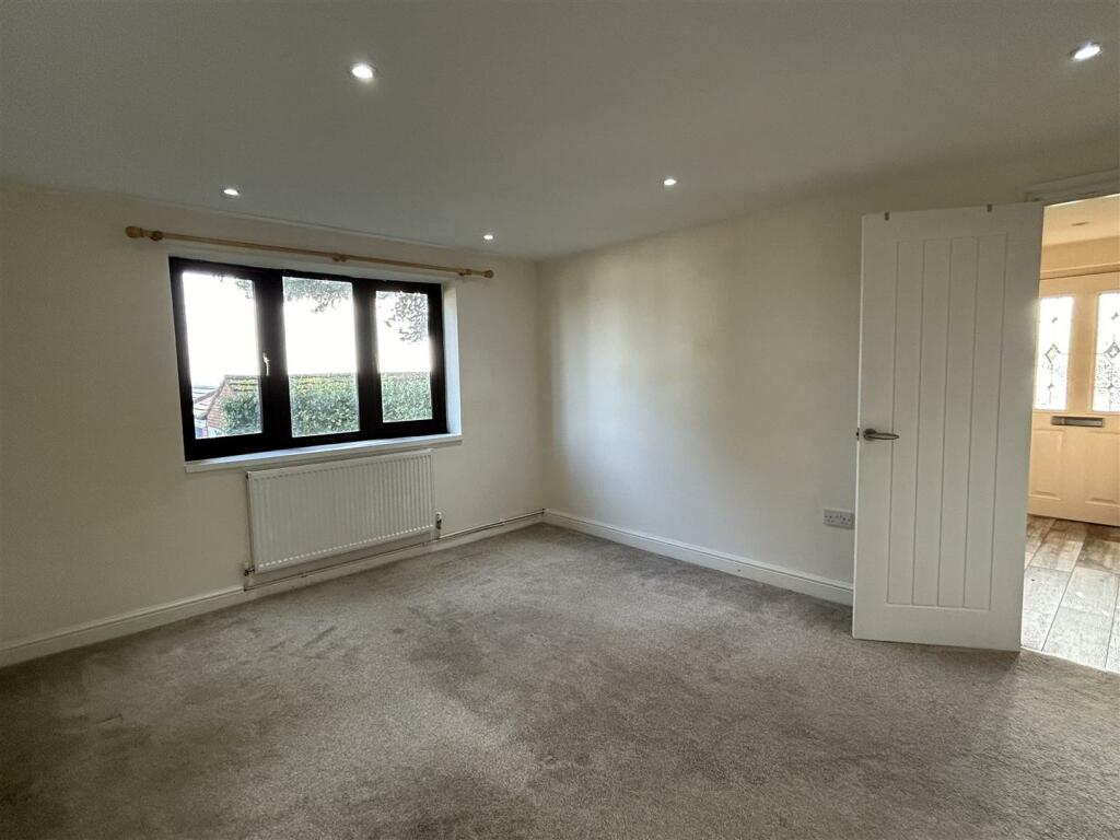 bedroom one.JPG