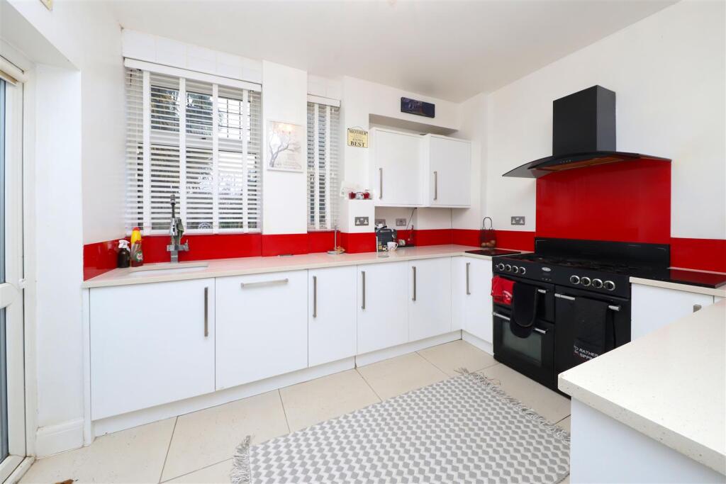 157 Bury Street (5) copy.jpg