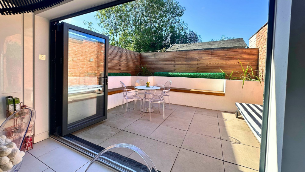 Bi Folding Doors to Garden