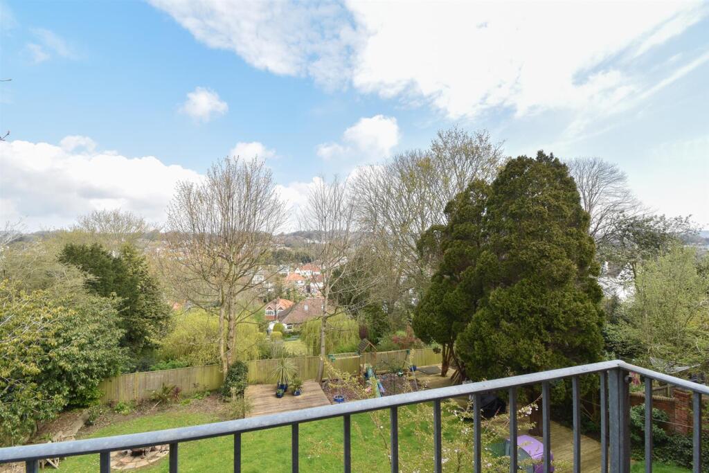 Balcony/View