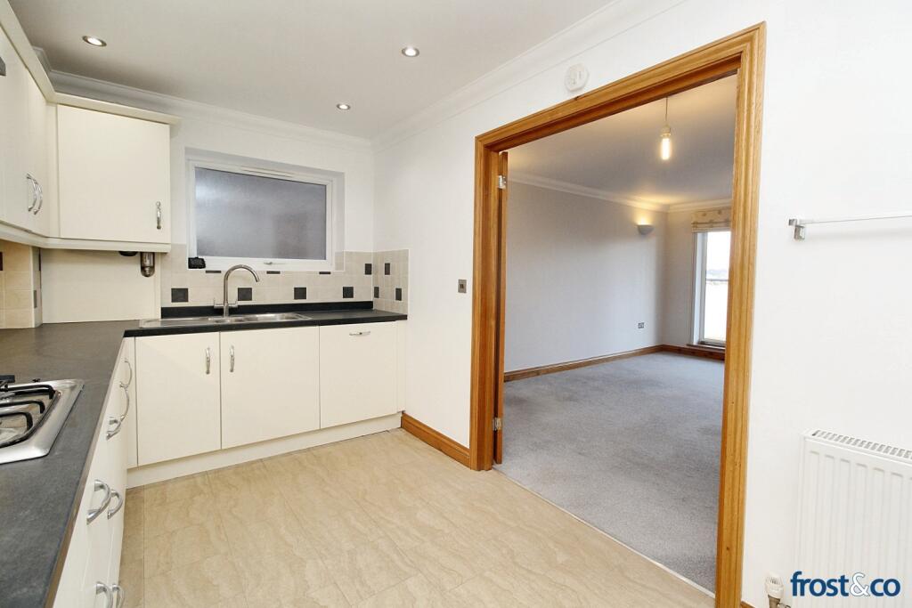 Kitchen (2)