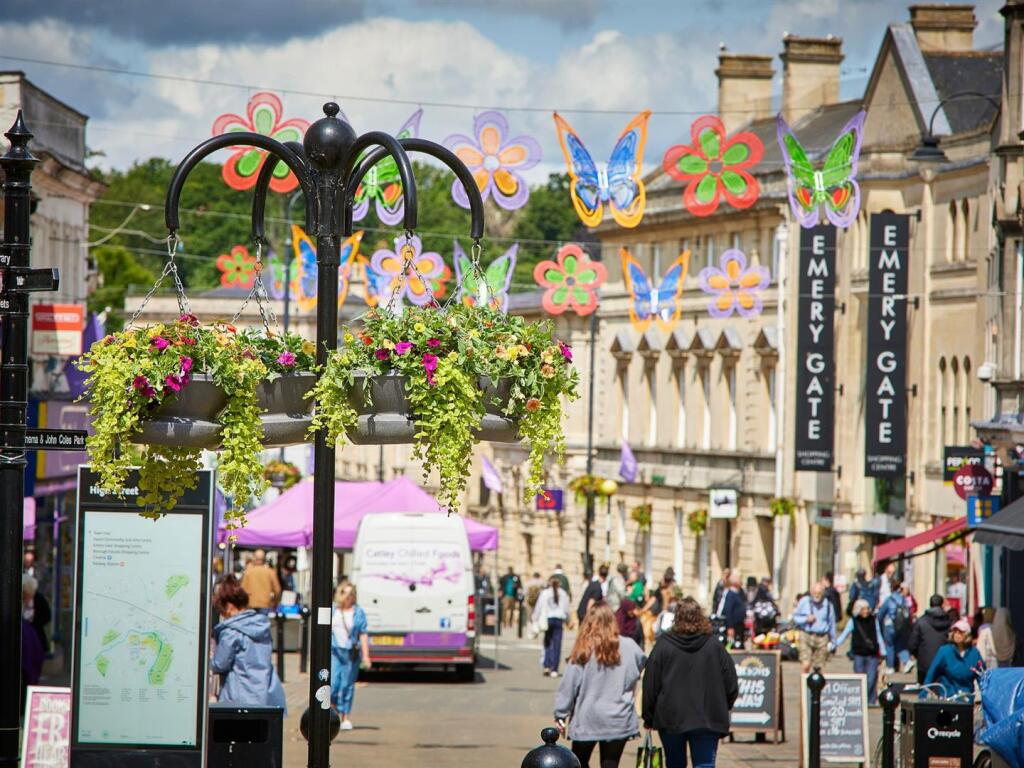 Town Centre.jpg