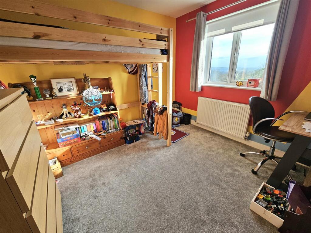 Bedroom 3.jpg