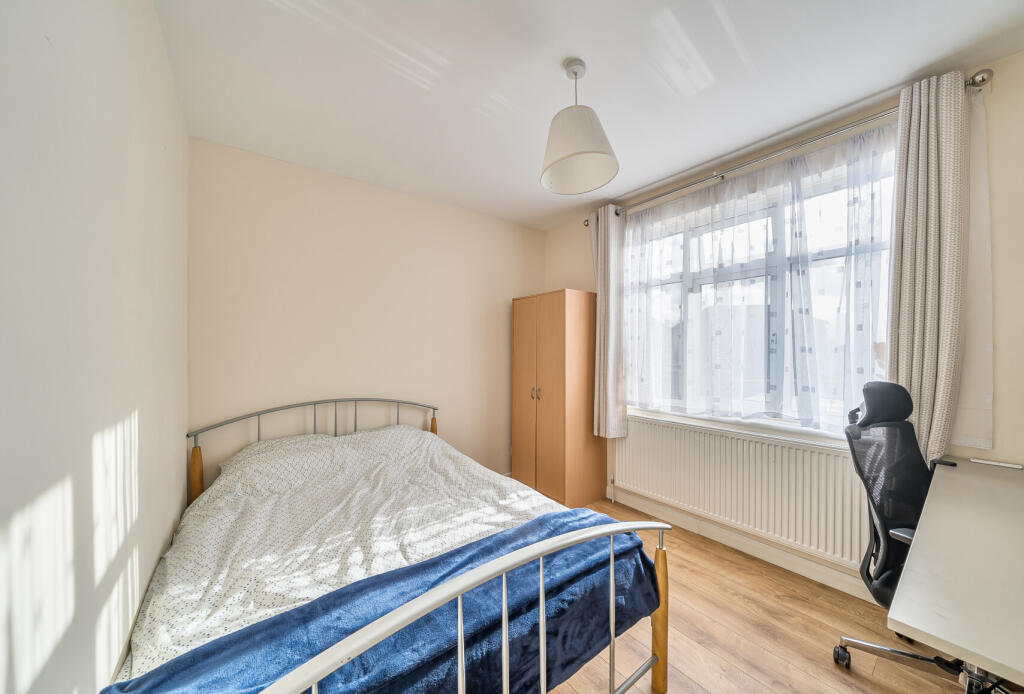 1381545-1-6915c0e...