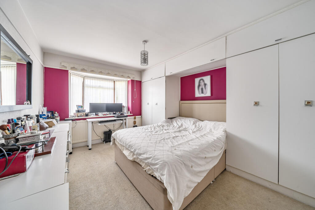 1305364-6-6849cbc...