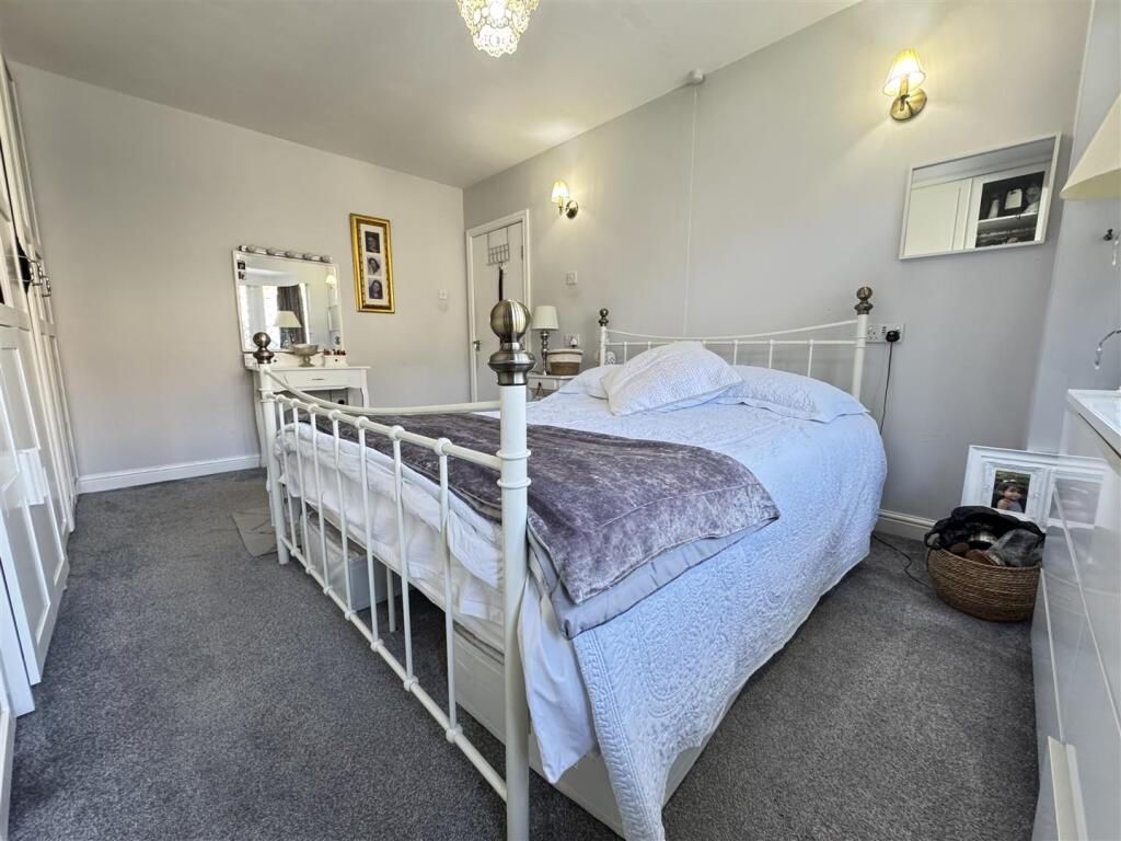 IMG_7890 (Large).JPG