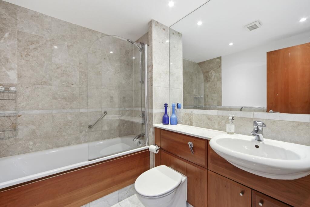 eimg_7411_edited_low