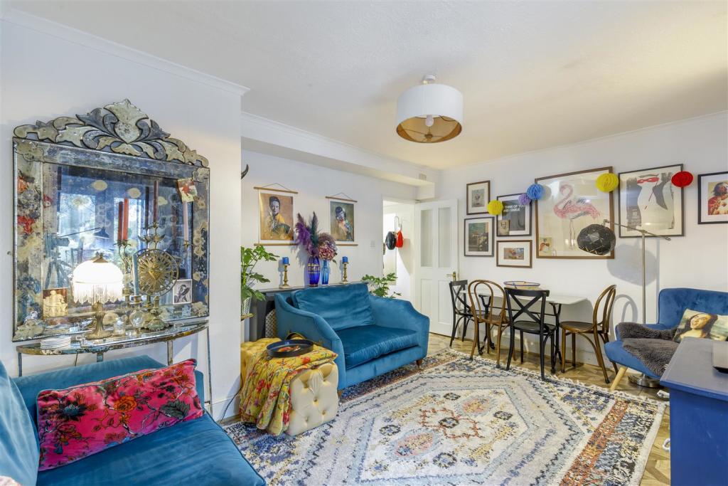 Living dining room