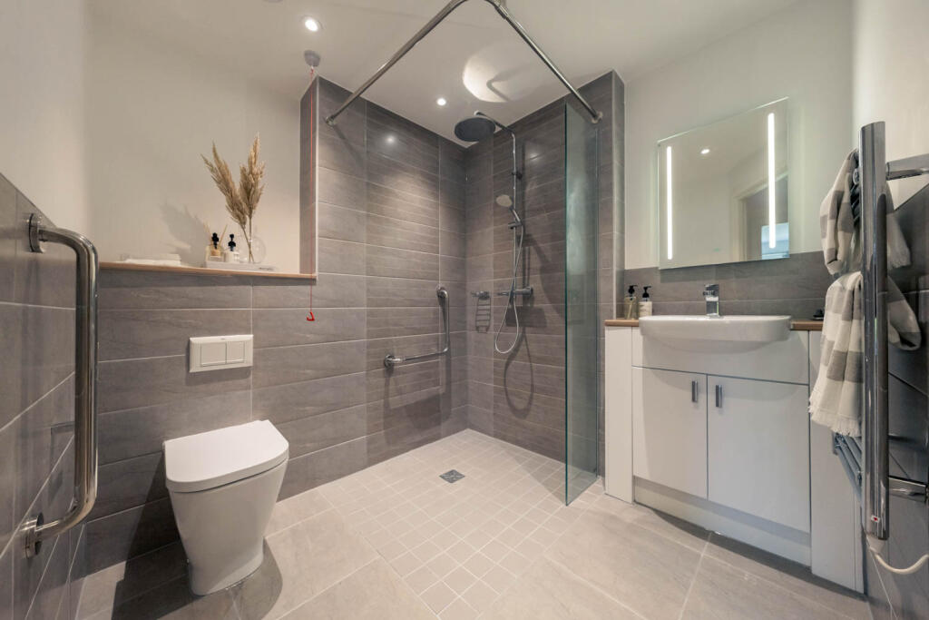 Show home shower room