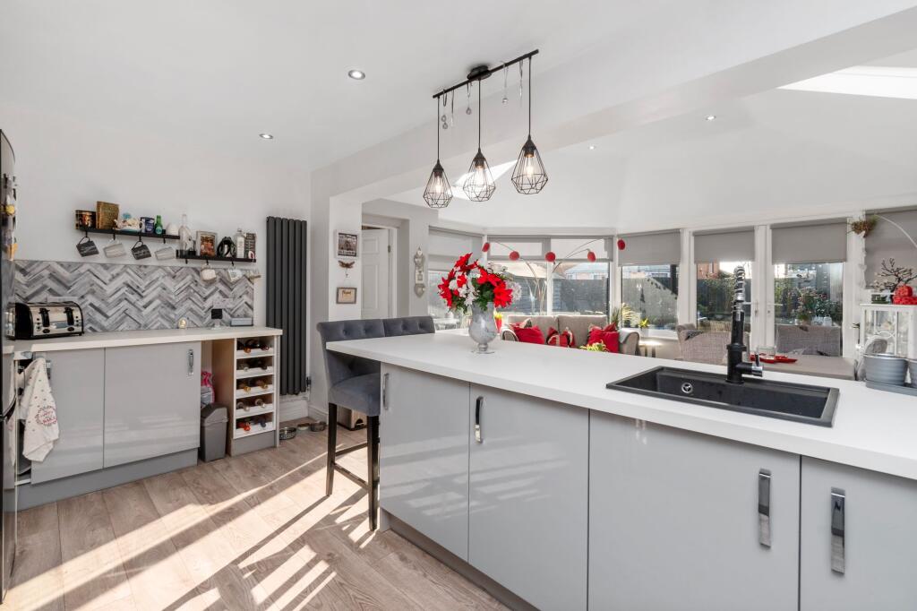 Reception Rooms &amp; Kitchen