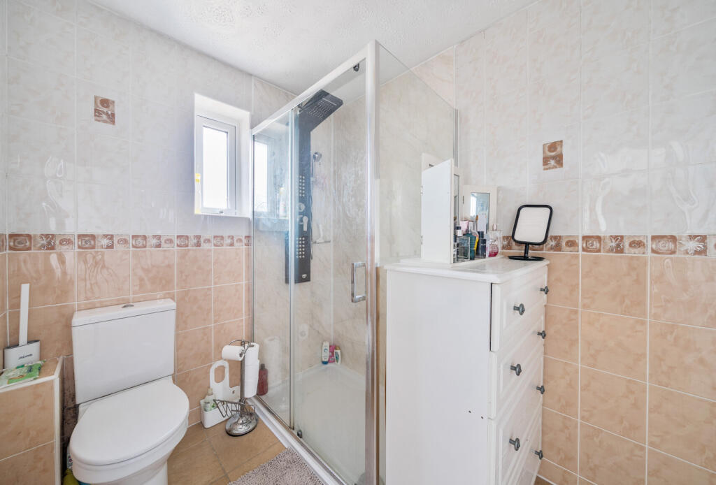 1370360-15-68f606...