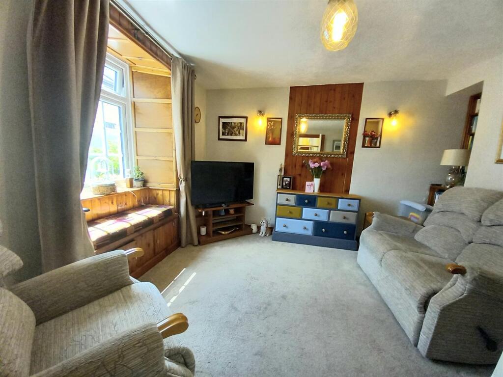 17 LMS Sitting Room.jpg