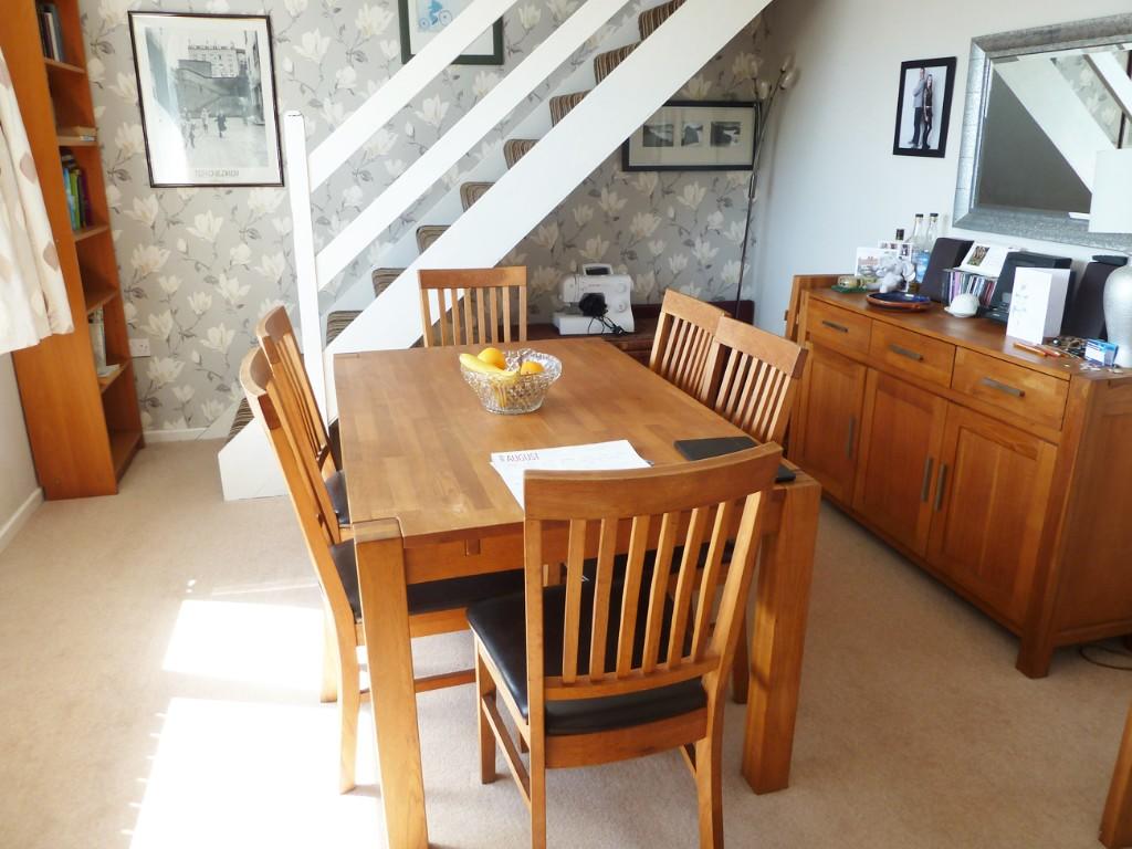 Dining room/bed sit