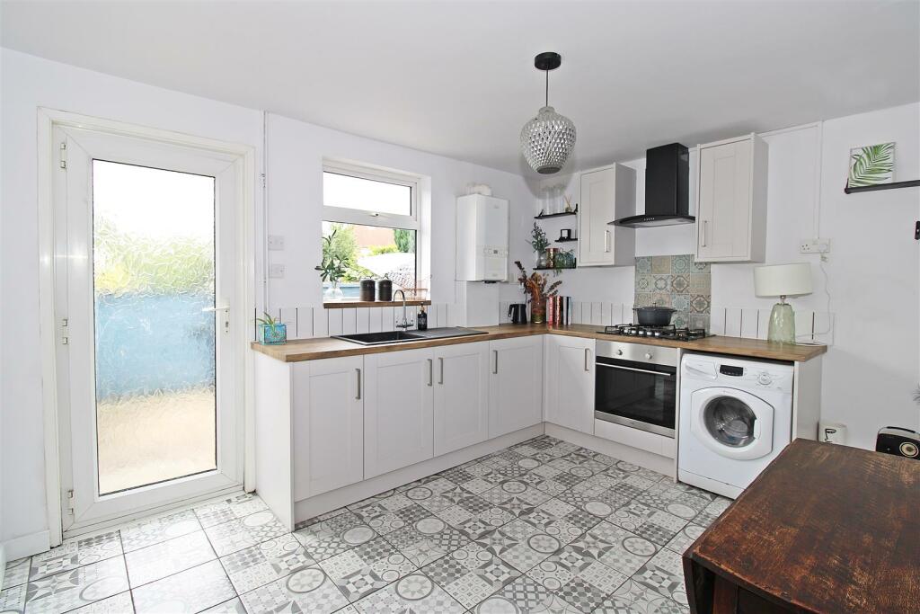 Kitchen/Dining Room