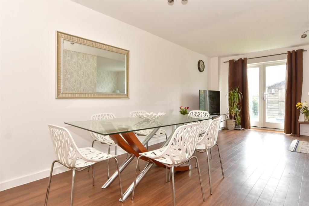Dining Area B