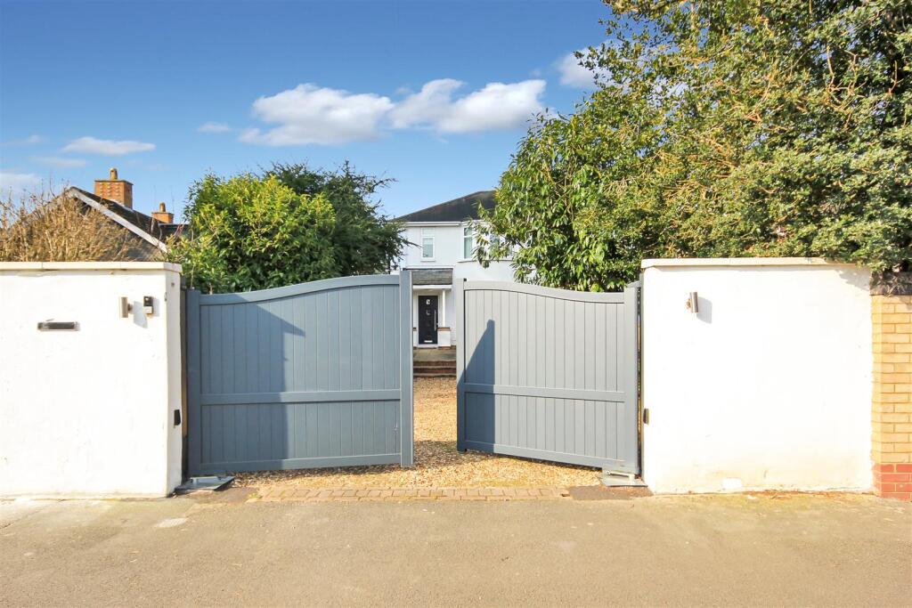 front gates.JPG