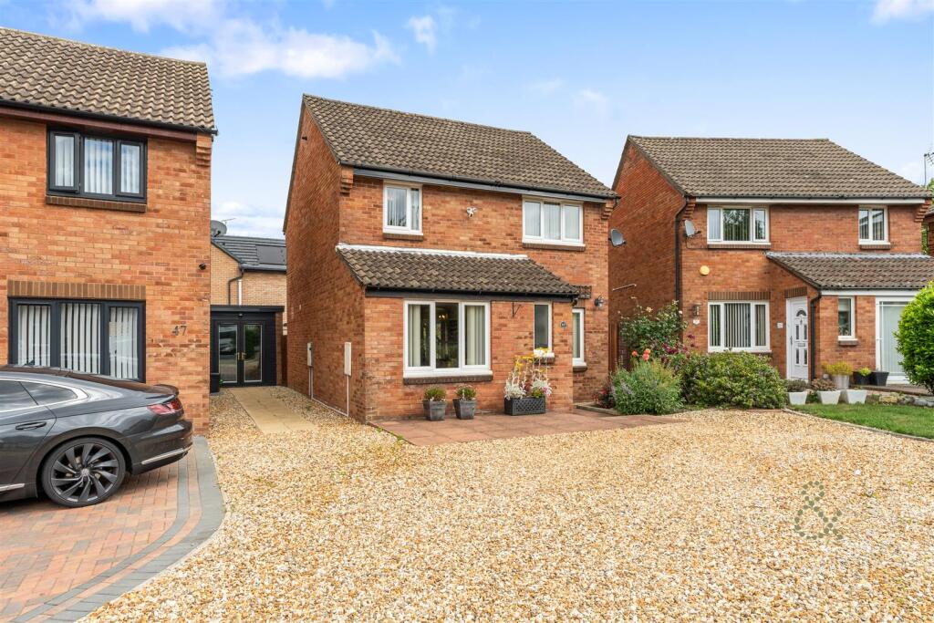 Althorp Drive, Penarth (26).jpg