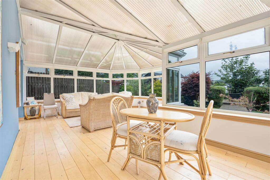 10- Conservatory.jpg