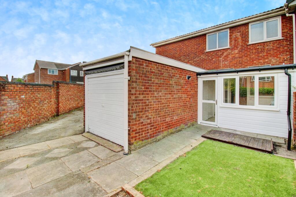 Rear Garden &amp; Garage