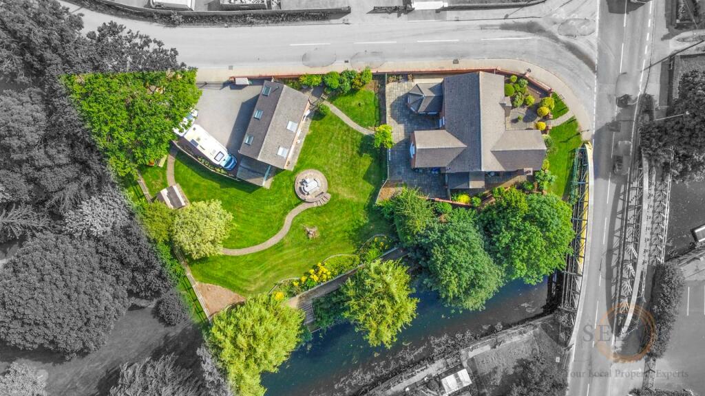 bridge house -01.jpg