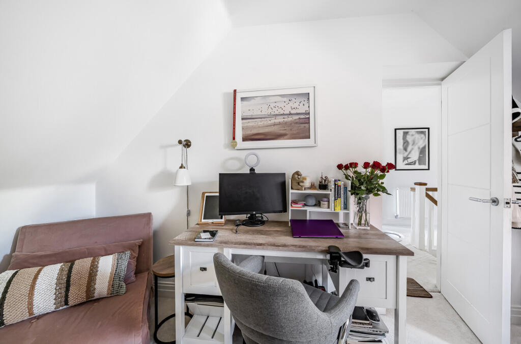 1354519-2-68c82ff...