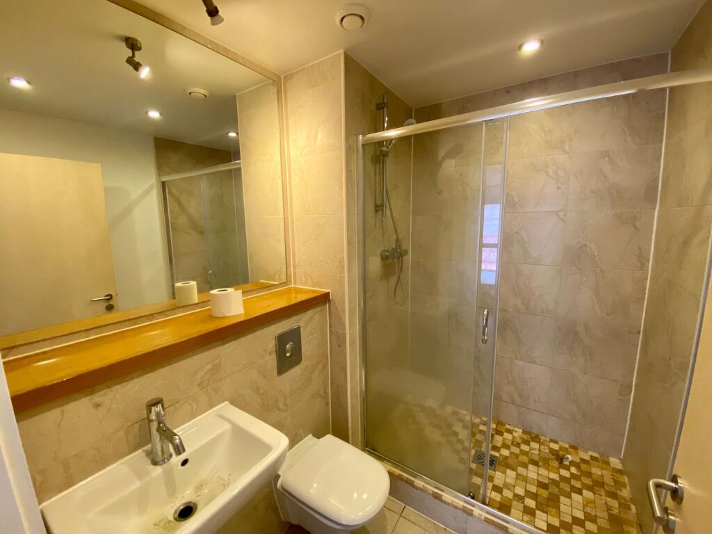 Ensuite