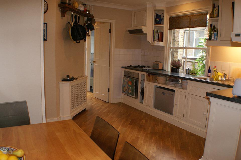 26a Cargill Rd Kit.jpg