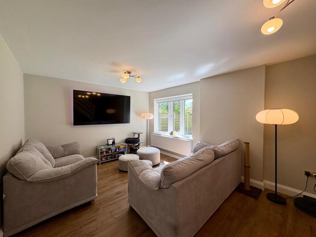 30 St Asaph lounge 2.jpg