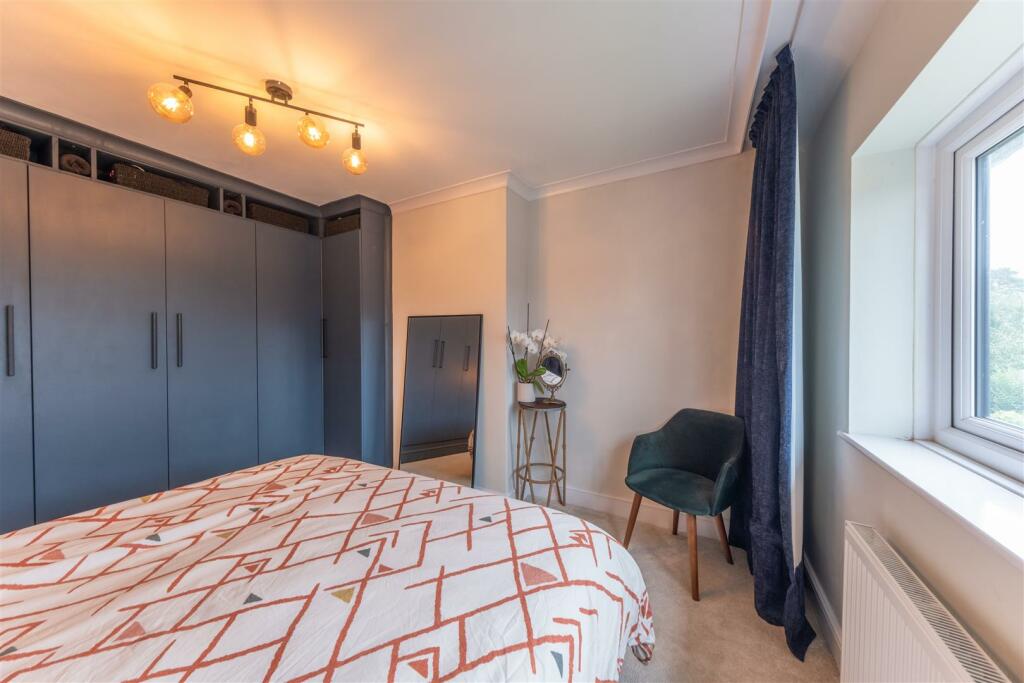 10 Churchill Drive-020.jpg