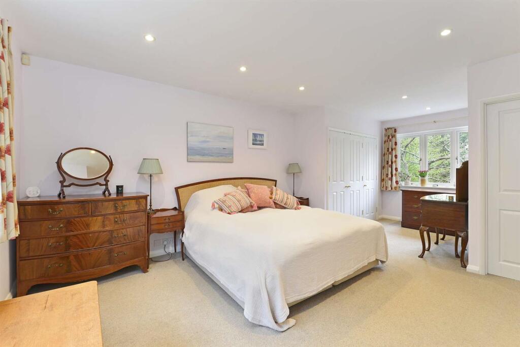 Long Heath, Blackhorse Road (18)-1920.jpg