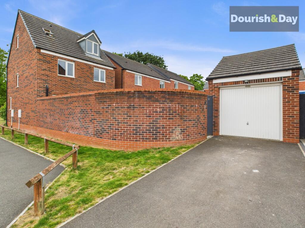 Detached Garage