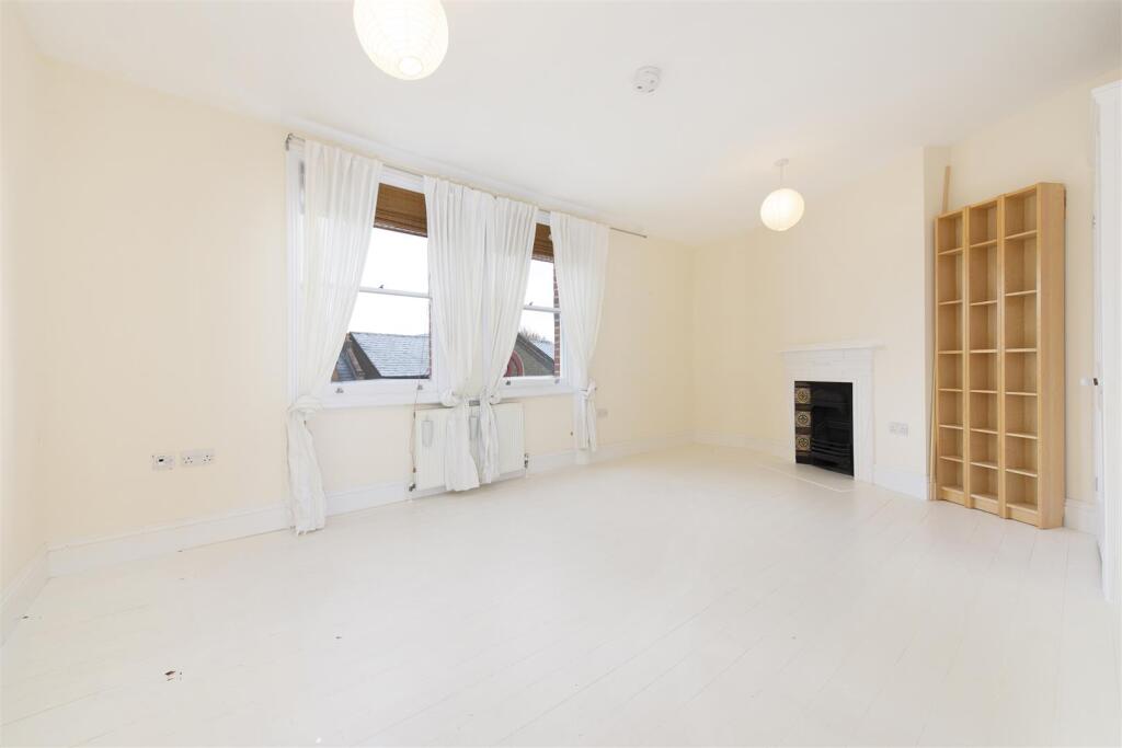 51322 Hi res (17).jpg