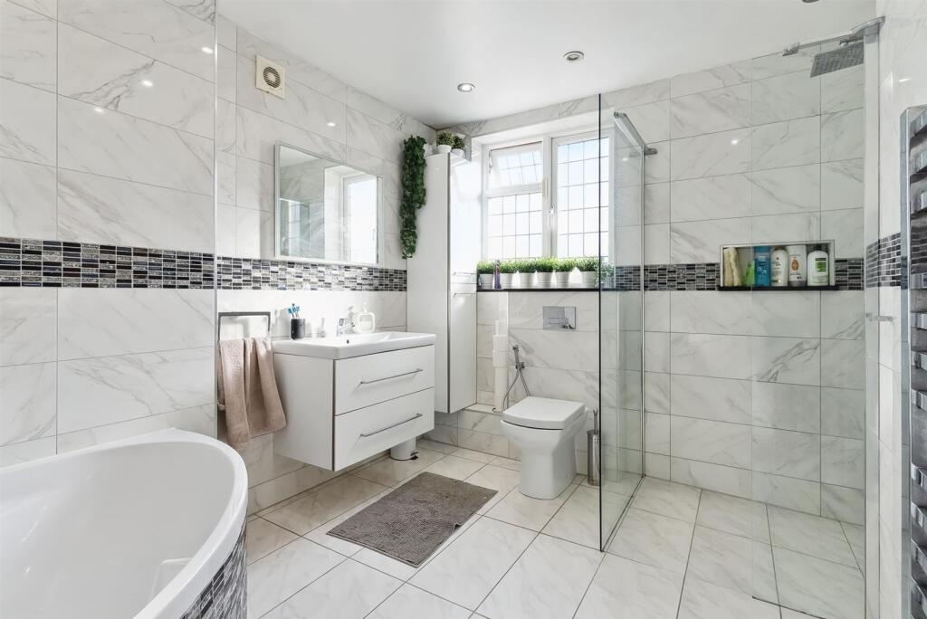Bath.1.jpg