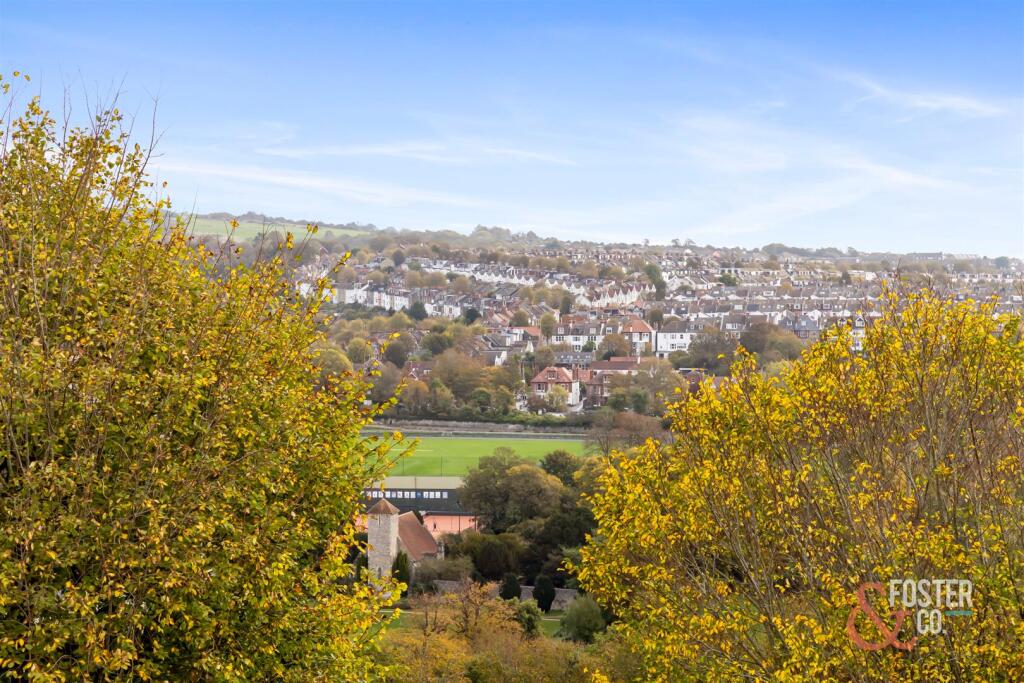 Compton Road, 20-039.jpg