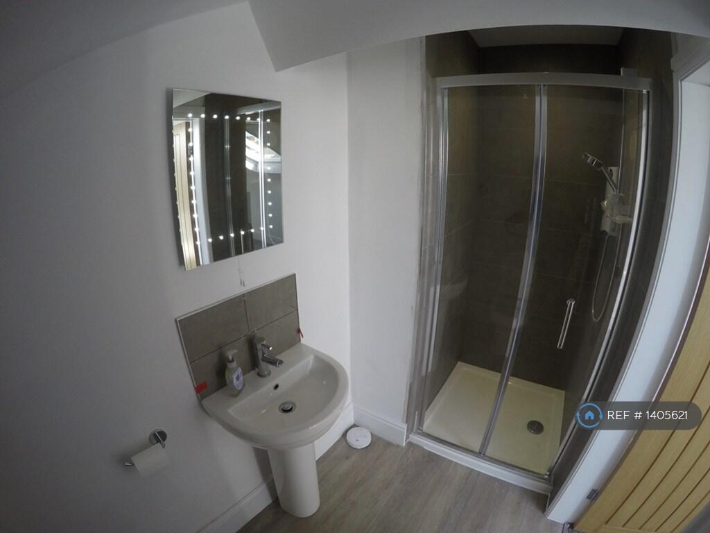 Attic Ensuite