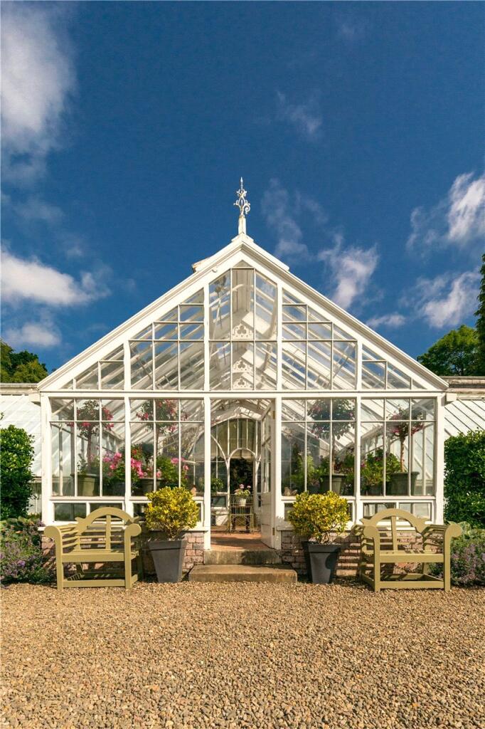 Portmore Glasshouse