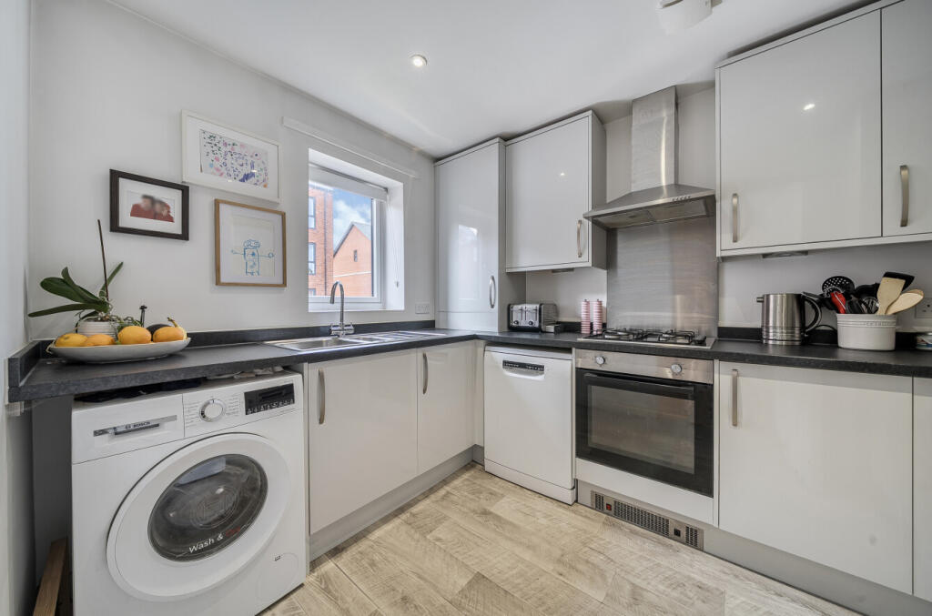 1356079-25-68c964...