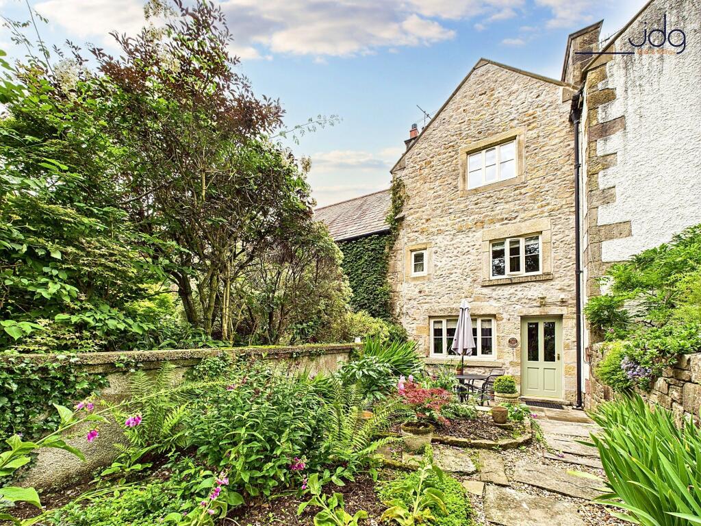 Welcome to Holly Cottage Green Lane