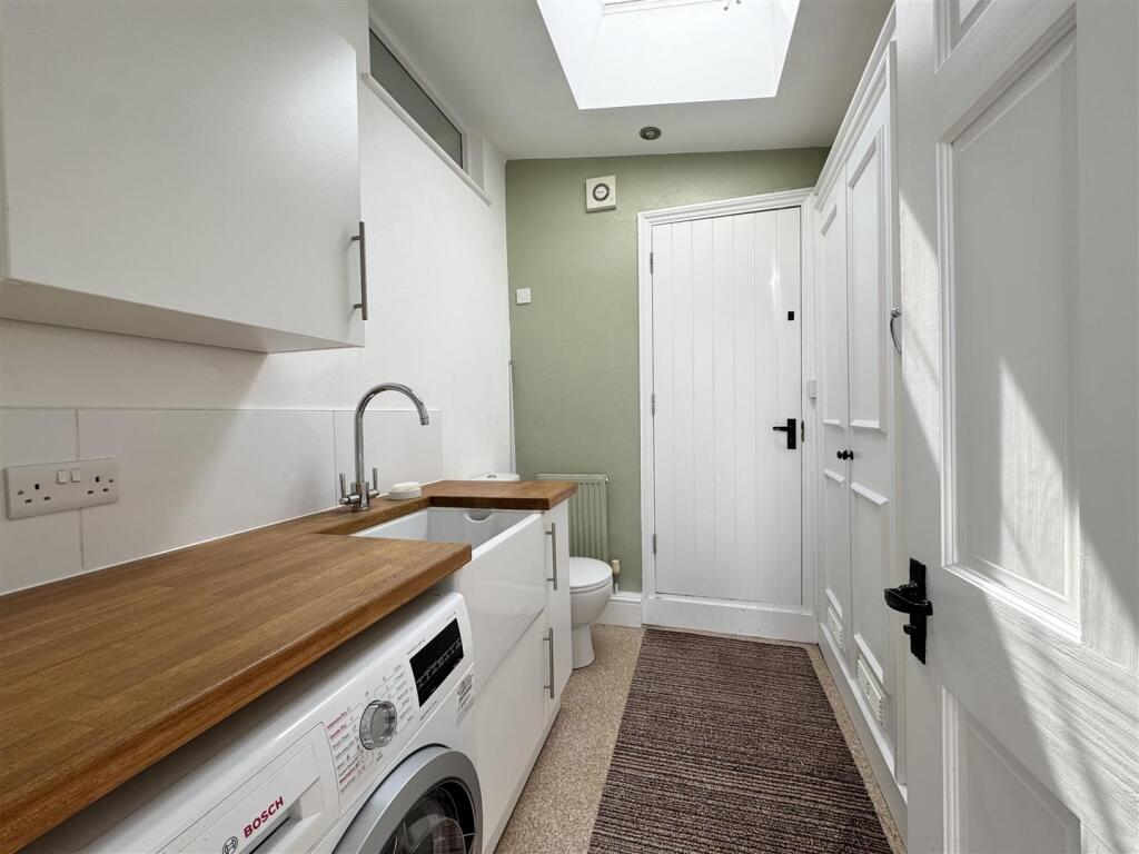 UTILITY ROOM