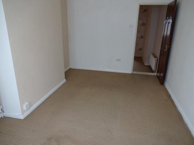 Flat4,93Bedroom1