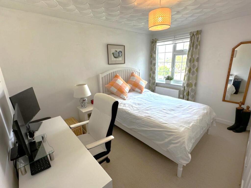 Bedroom 3.jpg