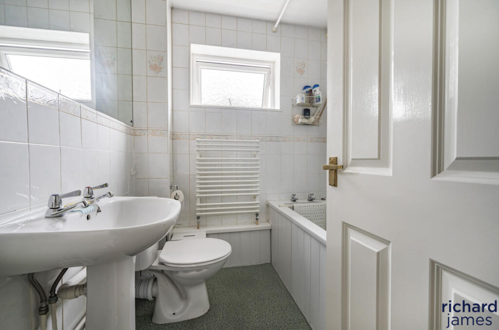 d89a079b-9cb0-4a7...