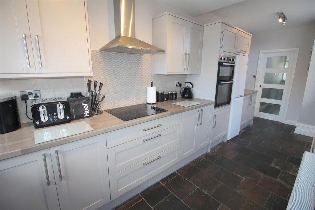 Church Road, 275, kitchen 3.JPG