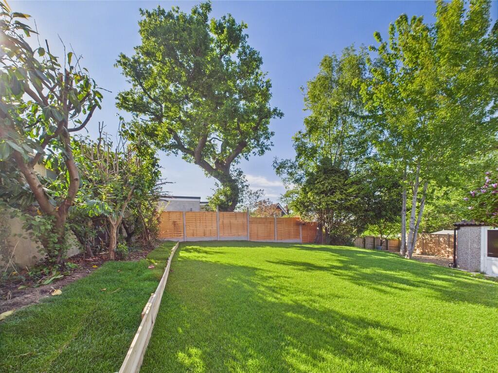 CAM02089G0-PR0474...