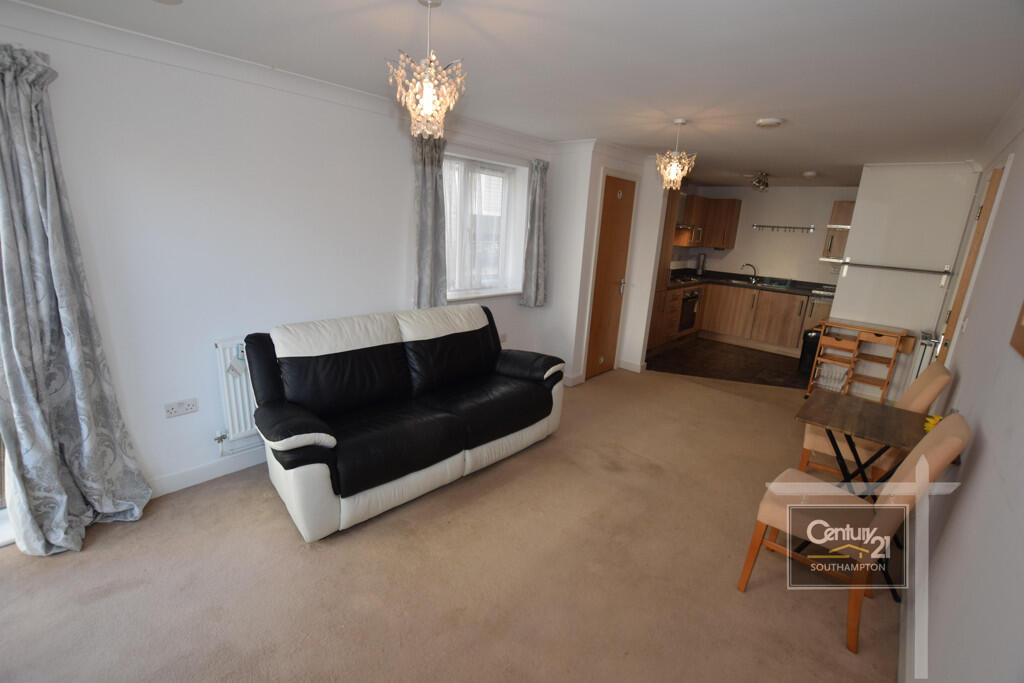 KITCHEN &amp; LOUNGE