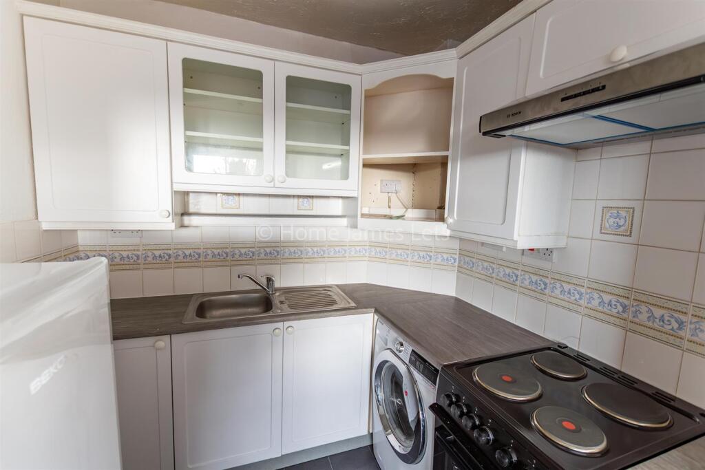 18770763 Kitchen(1).jpg