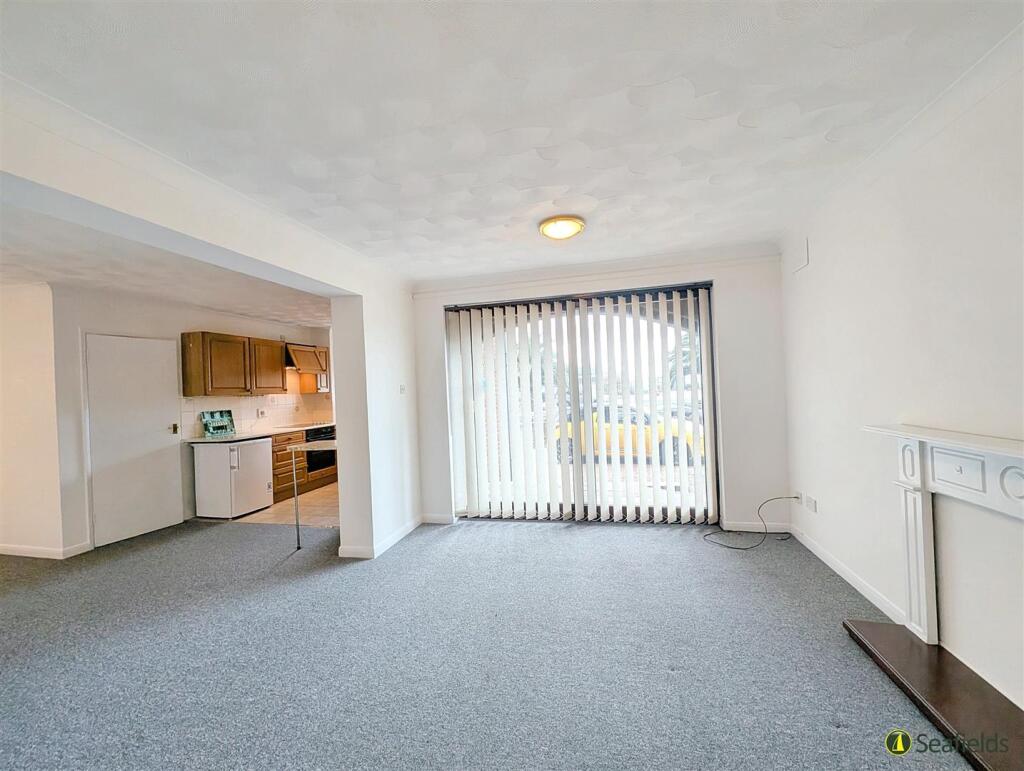 Open plan Kitchen/Living