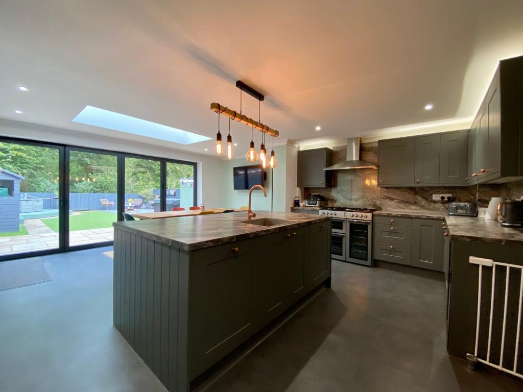 Kitchen/Living/Dinin